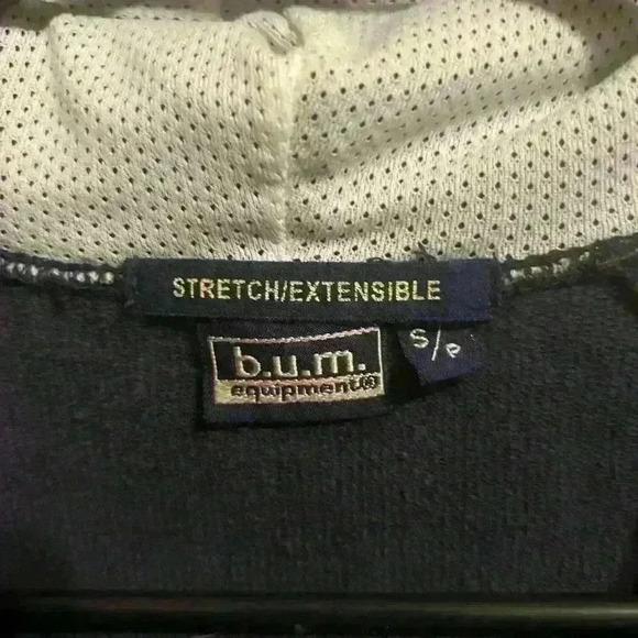 Retro style  short hoodie BUM Athletics - Picture 3 of 3